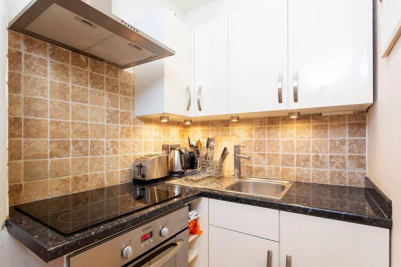 Charming Studio Near Clapham Common Apartamento Londres Exterior foto